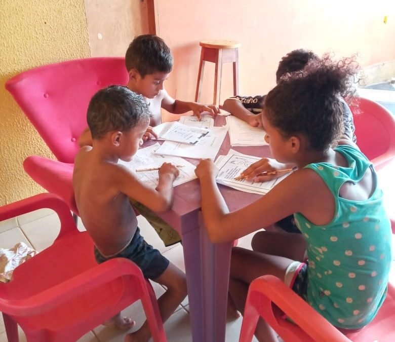 Efeitos da pandemia na vida de famílias de baixa renda: apontamentos preliminares