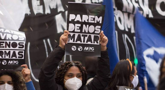 Pandemia e condição juvenil: o futuro também é o agora