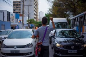 O trabalho de artistas de rua em Goiânia: uma perspectiva sociológica