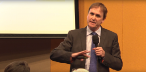Texto do Professor Anthony Elliott